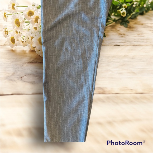 H&M Grey and White Pinstriped Elastic waist drawstring casual pants size 6 - Picture 4 of 11